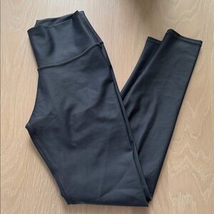 ALO Yoga Airlift Charcoal Leggings-Medium